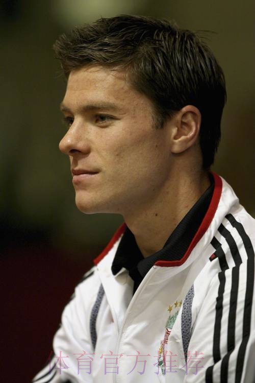 六台：有球员认为阿隆索太冷漠 没保护阿诺德